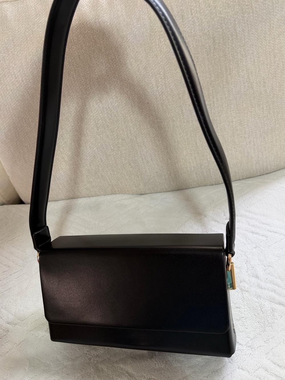 Madison West Black Structured Leather Shoulder Bag - Picture 3 of 7
